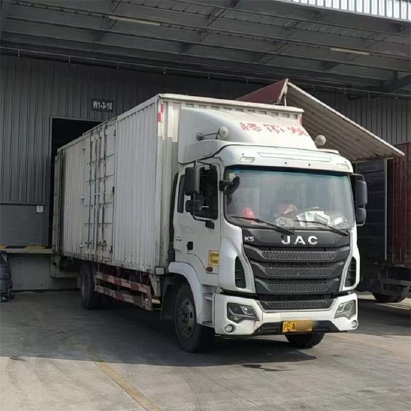 凤泉区探秘什玲镇多元物流运输世界